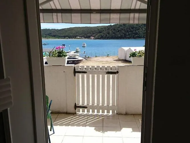 Apartment Marta - One Bedroom Apartment With Sea View Rab Town